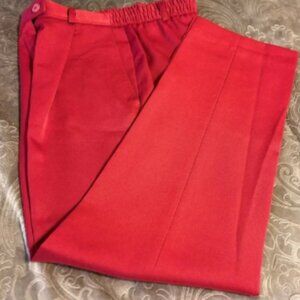 RED BLEYLE WOMENS PANTS SIZE 38 VIRGIN WOOL AND POLYESTER EXCELLENT CONDITION